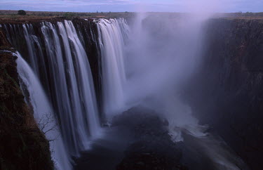 Victoria Falls - Zimbabwe Waterfall,Spectacular,Light,Mist,Spray,Landscape,Formation,Geological,Water,River,Cliff
